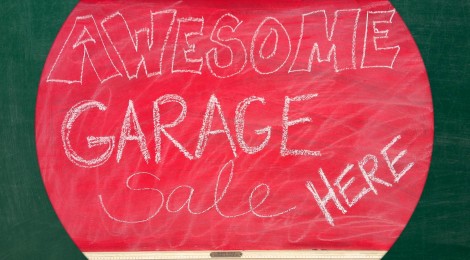 DIY Garage Sale Chalkboard Sign