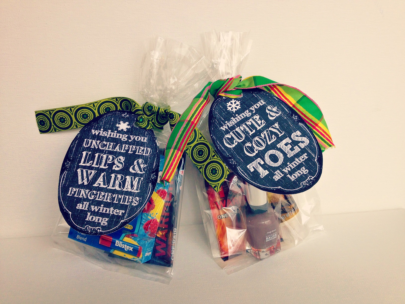 DIY Winter Gifts with FREE Printable (for Teachers, Friends, Stockings, Party Favors)