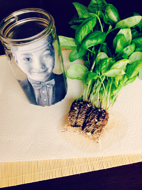 DIY Mason Jar Vase 9