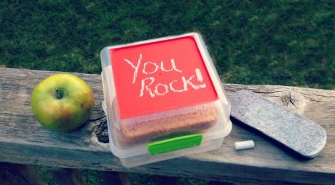 DIY Chalkboard Sandwich Lunch Box