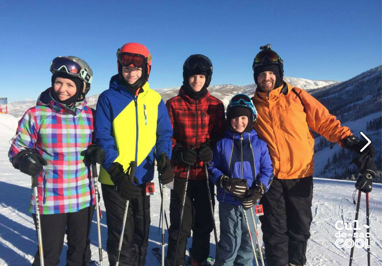family skiing 5
