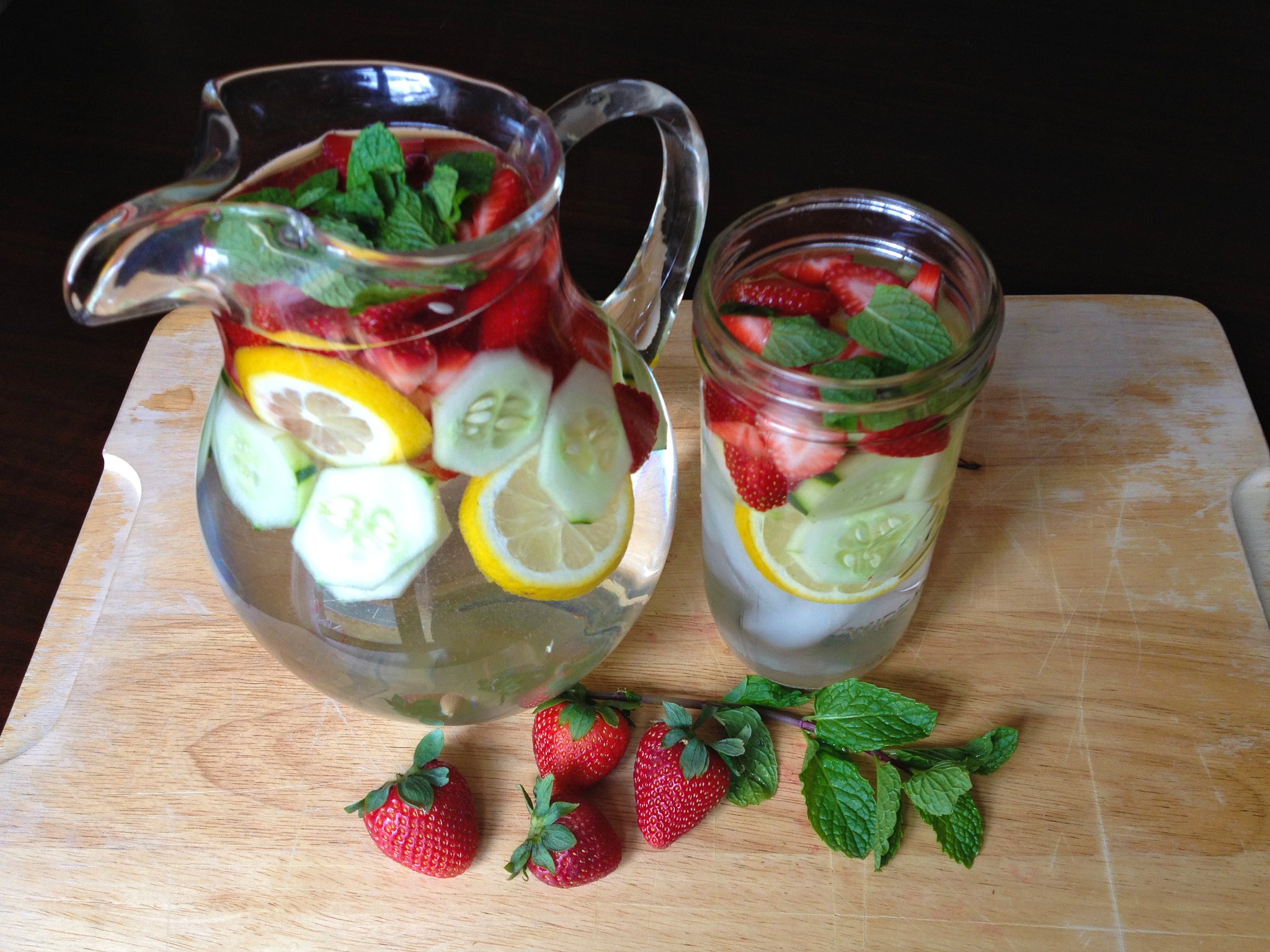 Strawberry and Cucumber Detox Drink 2