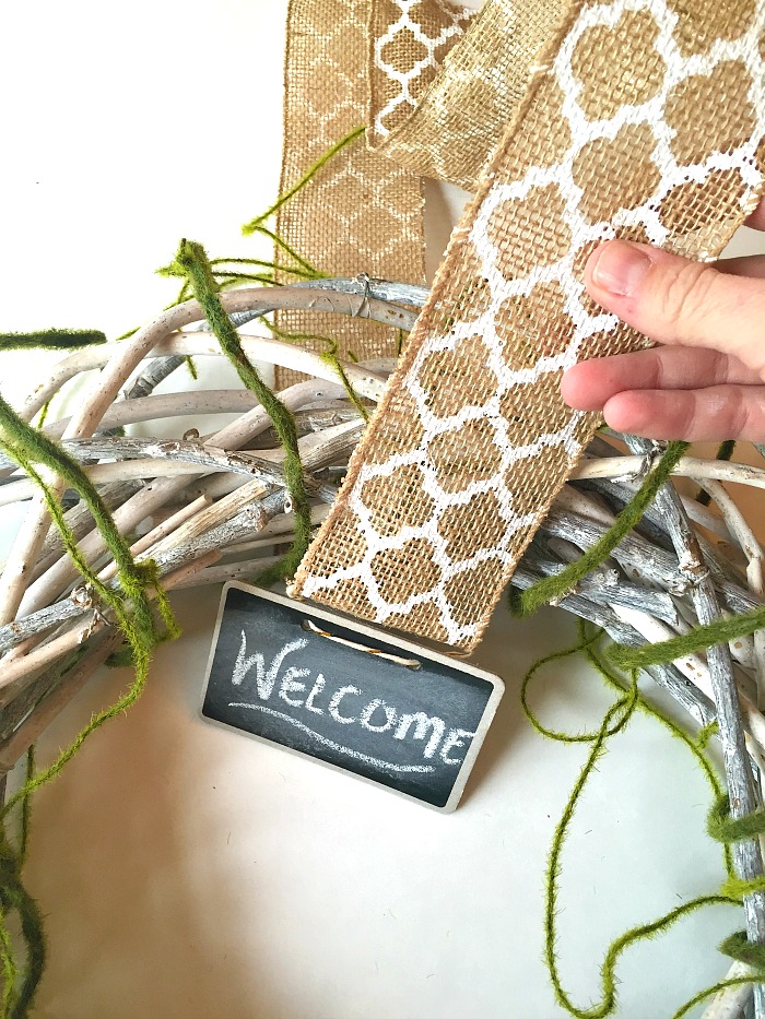 DIY 5-Minute Wreath that will take you from Spring to Summer 7
