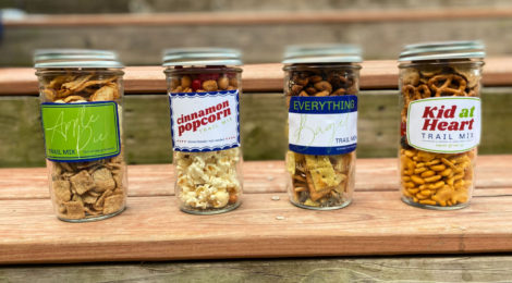 4 DIY Trail Mix Gifts in a Jar with FREE Printable Labels